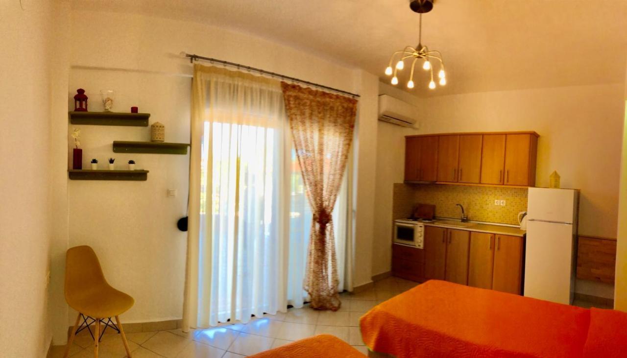 Afroditis House Ormos Panagias Buitenkant foto